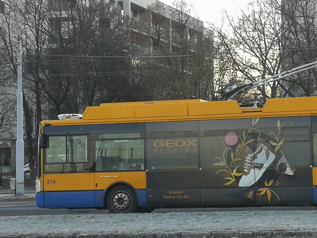 Kampaň GEOX na formátu Mobilboard